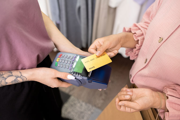 4 Ways to Pass on Credit Card Fees to Your Customers Successfully
